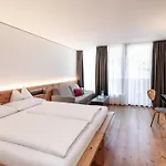 Berge Lifestyle-hotel מלון 4*