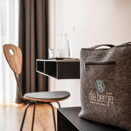 Готель Berge Lifestyle-hotel Зельден