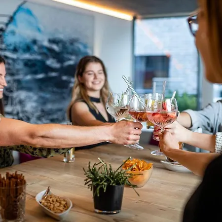 Готель Berge Lifestyle-hotel