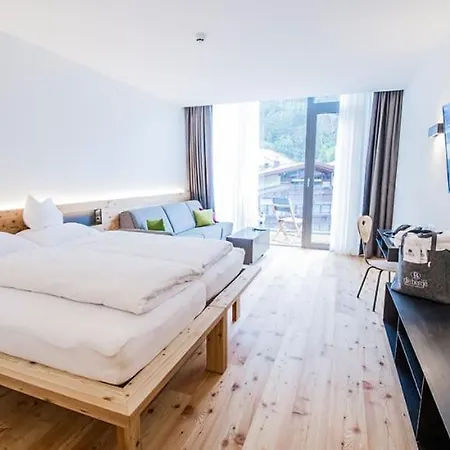 Berge Lifestyle-hotel Отель Зёльден