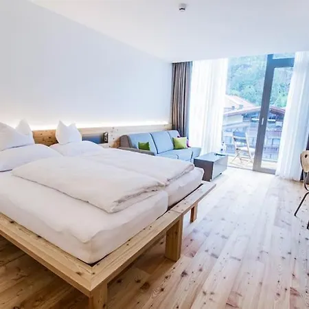 Berge Lifestyle-hotel 4*