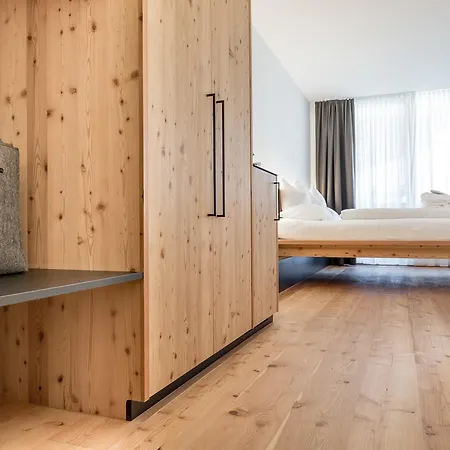 Berge Lifestyle-hotel Готель 4*