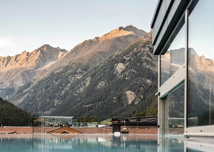 Ξενοδοχείο Berge Lifestyle-hotel Ζόλντεν